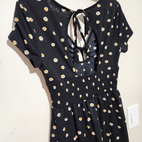 Jolie and Joy Summer Dress Size Large Black Floral Open Back New - Picture 4 of 12